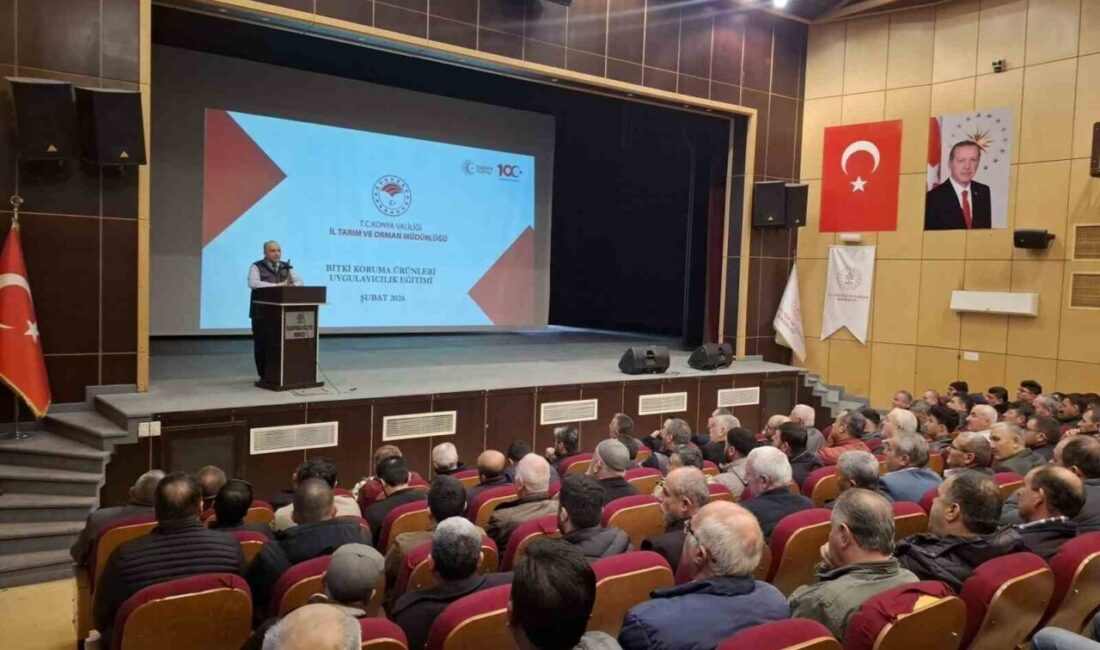 Konya’nın Karapınar ilçesinde üreticilere “Zirai İlaç Uygulama Belgesi” eğitim programı
