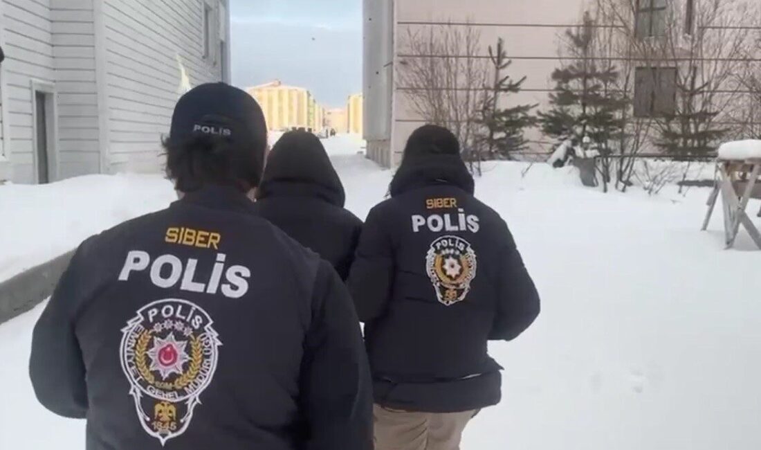 Kars merkezli 5 ilde, sosyal medya hesaplarını ele geçirerek vatandaşları