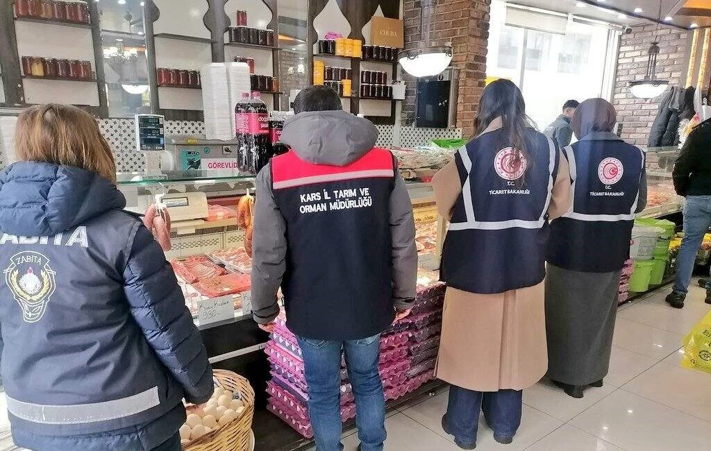 Kars’ta Ramazan ayı öncesinde vatandaşların güvenli ve sağlıklı alışveriş yapabilmesi