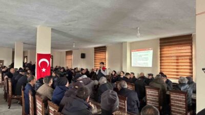 Akyaka’da üreticilerin bitki koruma ürünlerini bilinçli, güvenli ve doğru yöntemlerle