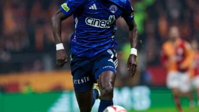 Kasımpaşa, Mamadou Fall’u Trendyol 1. Lig ekiplerinden Bandırmaspor’a kiraladı. Kasımpaşa’dan