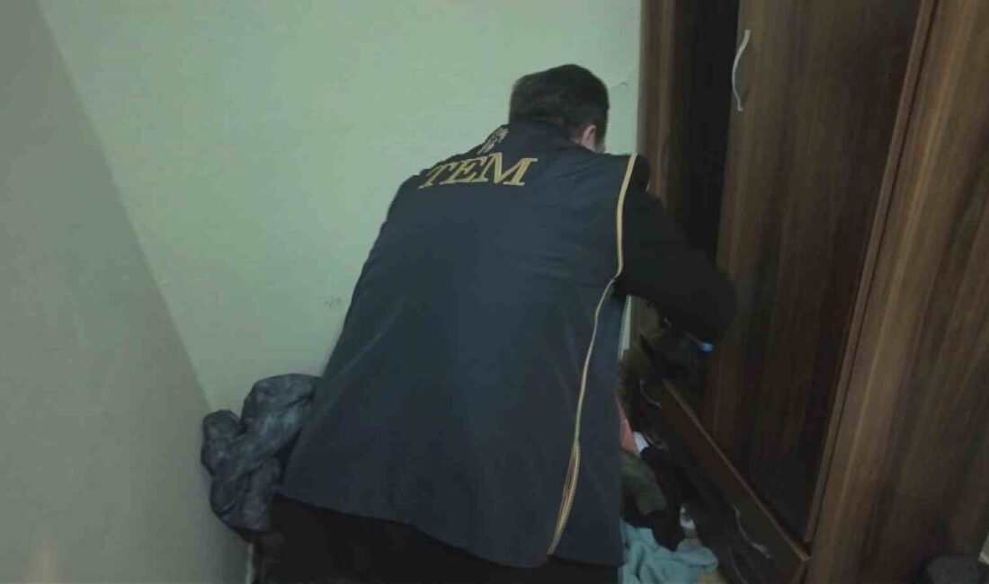 Kastamonu’da DEAŞ silahlı terör örgütüne yönelik düzenlenen operasyonda 1 şüpheli