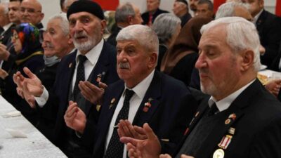 Kastamonu’da Ramazan ayının ilk iftar yemeğinde şehit yakınları, gaziler ve