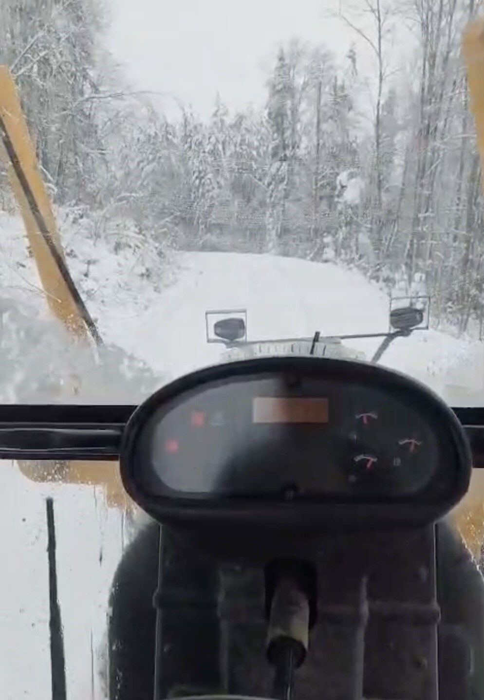 Kastamonu’da etkili olan kar yağışı sebebiyle 243 köy yolu ulaşıma