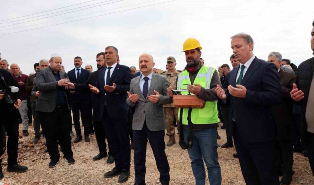 Adıyaman’da Kayaönü Mahallesinde 12 derslikli ilk ve ortaokulun binasının temeli