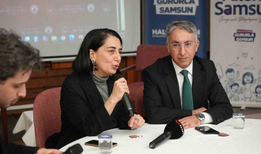 Samsun’da düzenlenen “Evlenecek Gençlerin Desteklenmesi Projesi” buluşmasında konuşan Canik Kaymakamı