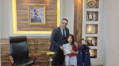 Manisa’nın Sarıgöl ilçesinde Kaymakam Halil Dalak, Okul Sporları Muay Thai