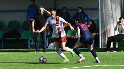 TFF Kadınlar 1.Lig A Grubu lideri Auran Kayseri Kadın FK