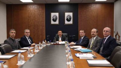 Kayseri Sağlık Hizmetleri Kapasite Değerlendirme Toplantısı Vali Gökmen Çiçek başkanlığında