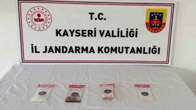 Kayseri’de jandarma ekipleri tarafından yapılan çalışmalarda, ‘uyuşturucu veya uyarıcı madde