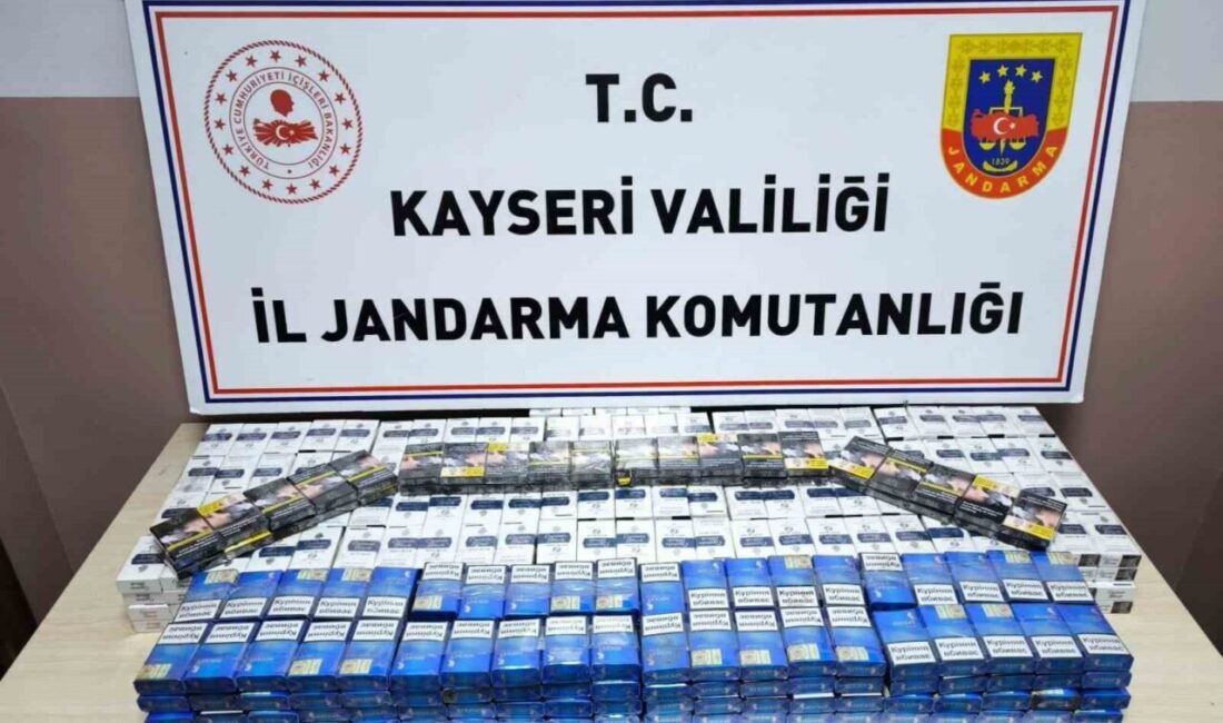 Kayseri’de jandarma ekipleri tarafından yapılan çalışmalarda, bir tırdan 619 paket