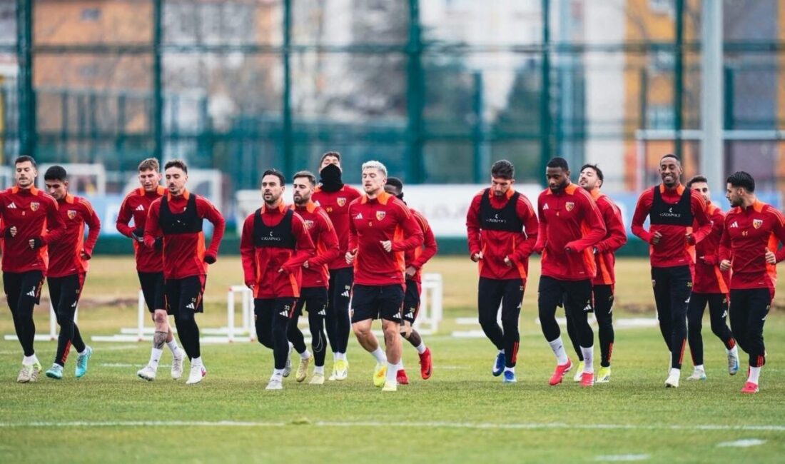 Sahasında Kocaelispor ile karşılaşacak Kayserispor’da 4 futbolcu forma giyemeyecek. Süper