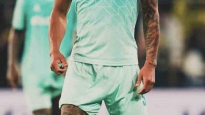 Kayserispor’un forvet futbolcusu German Onugkha kadro dışı kalmasına tepki gösterdi.