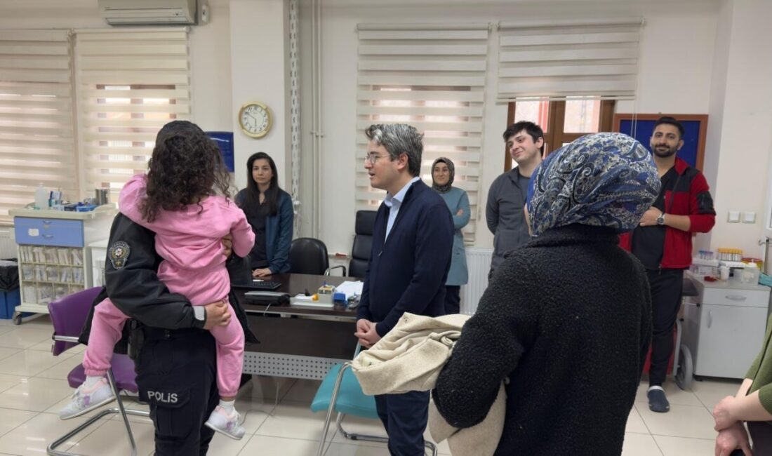 Kemaliye Kaymakamı Emirhan Arıkan, ilçenin sağlık altyapısını yerinde incelemek üzere