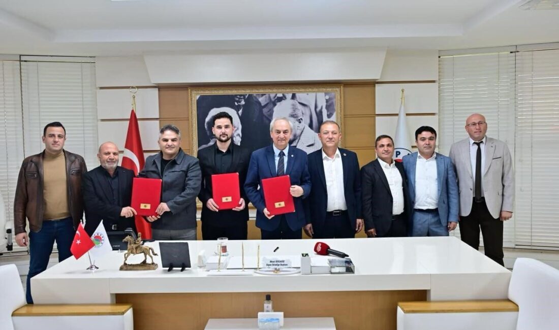 Kepez Belediye Başkanı Mesut Kocagöz, Gündoğdu ve Aktoprak mahallelerinde semt