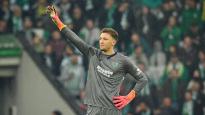 Bursaspor formasıyla bu sezon çıktığı 13 maçın 10’unda gol yemeyen