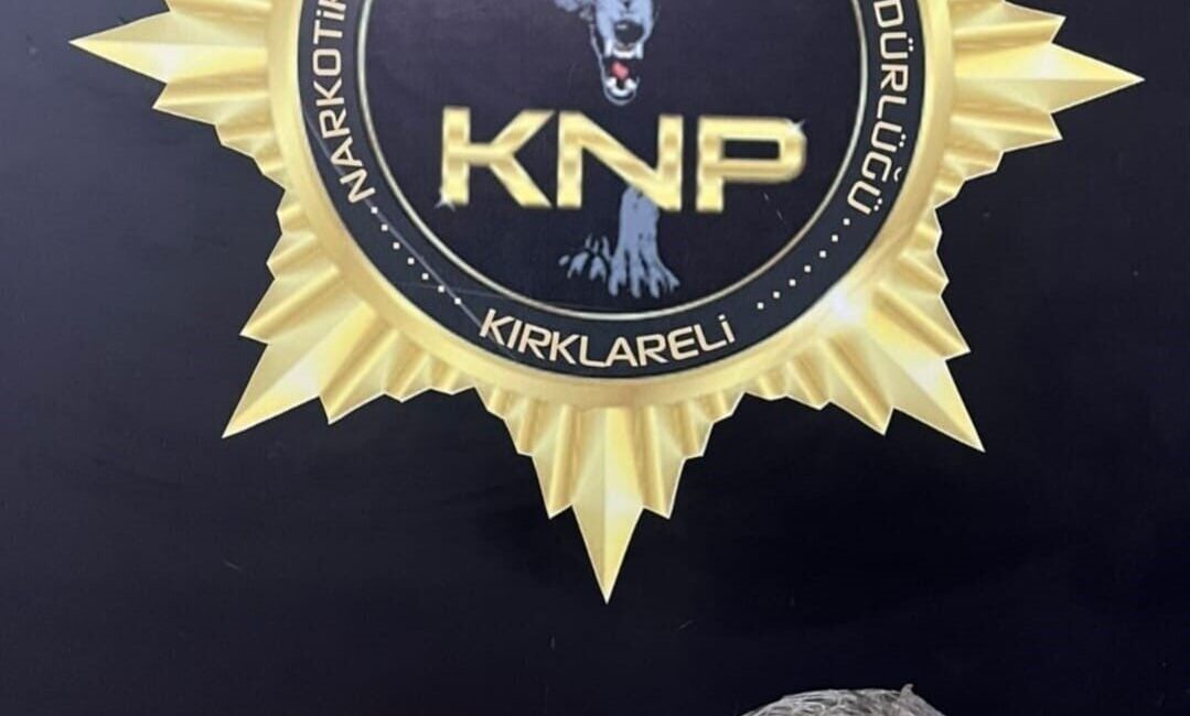 Kırklareli’nde polis ekiplerince bir ikamette yapılan aramada 450 gram sentetik