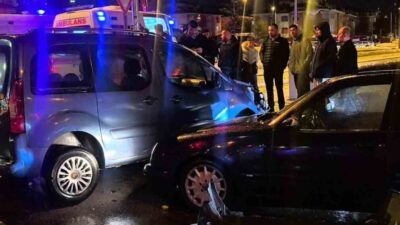 Erzurum’un Palandöken ilçesinde meydana gelen trafik kazasında 2 kişi yaralandı.