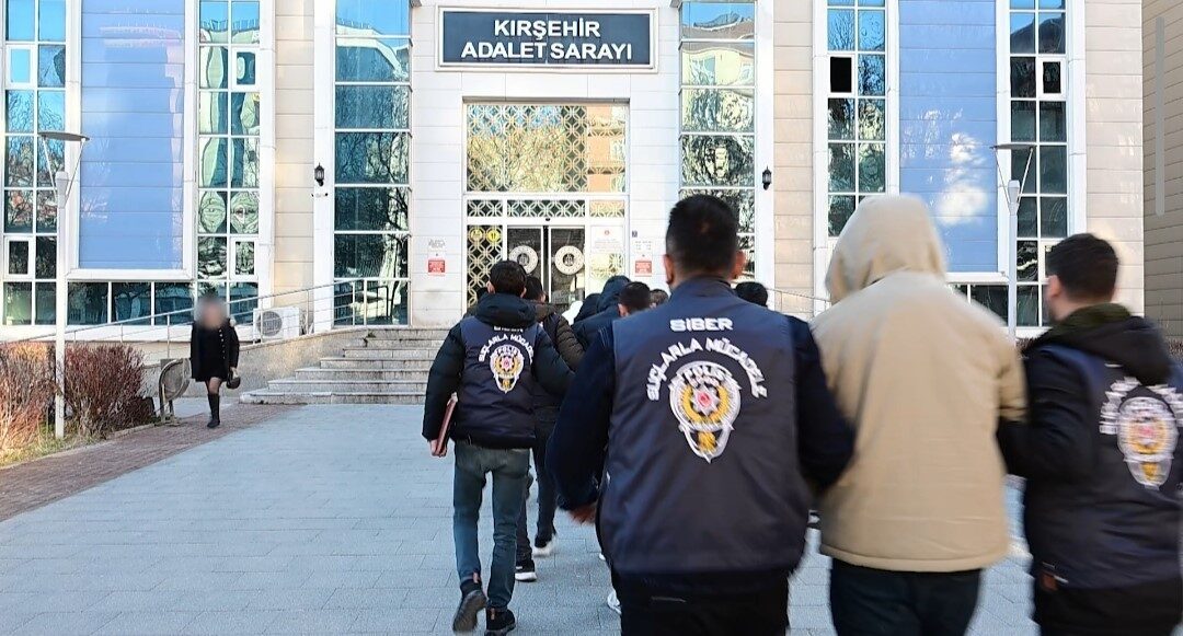 Kırşehir merkezli 9 ilde yürütülen çalışmalar kapsamında vatandaşları ’yatırım’ vaadiyle