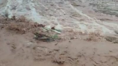 KIRŞEHİR (İHA) – Kırşehir’de etkili olan sağanak yağış, su baskınlarına