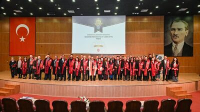 Karamanoğlu Mehmetbey Üniversitesi (KMÜ) tarafından düzenlenen, “Akademik Performans ve Cübbe