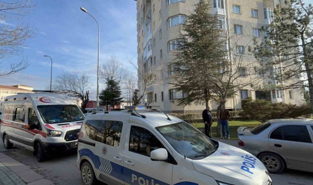 Eskişehir’de komşular arasında çıkan bıçaklı kavgada 4 kişi yaralandı. Olay,