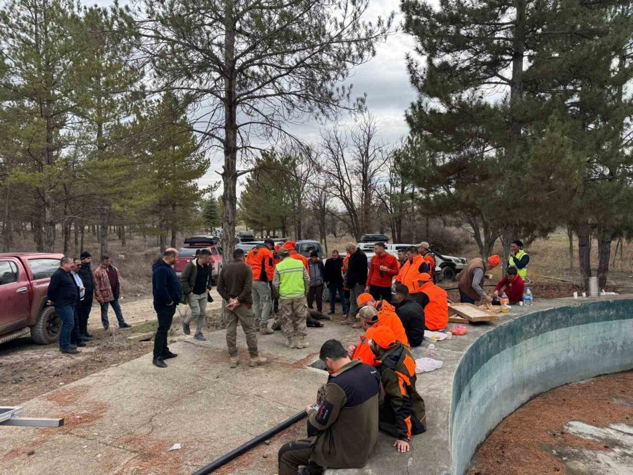 Konya’nın Karapınar ilçesinde, tarım arazilerine büyük zarar veren yaban domuzlarına