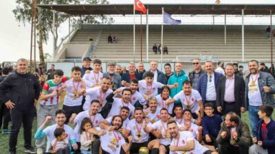 Aydın 1. Amatör Küme 1. Grup’ta Köşk Belediye Doğanspor, sahasında