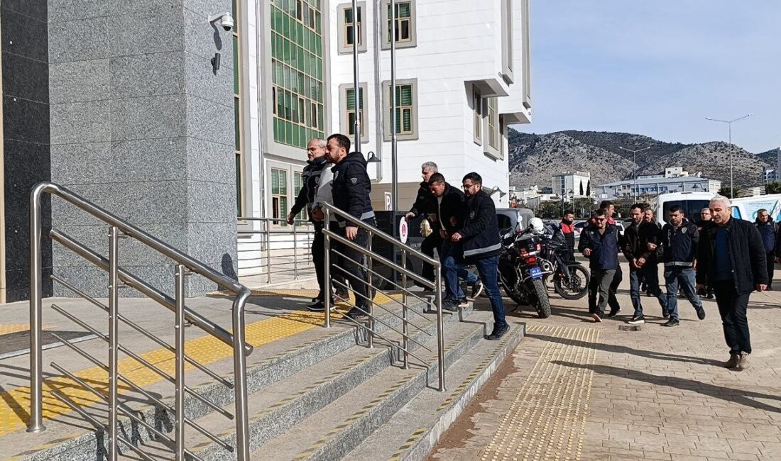 Adana’nın Kozan ilçesinde bir tekel bayisinde bir kişiyi öldüren ve