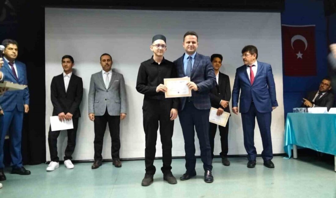 Muğla’nın Köyceğiz ilçesinden Anadolu İmam Hatip Lisesi öğrencisi Ahmet Furkan