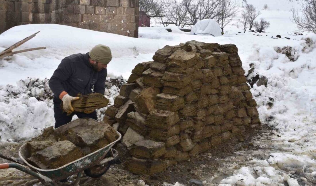 Bitlis’te etkisini sürdüren çetin kış şartlarına rağmen vatandaşlar önümüzdeki kış