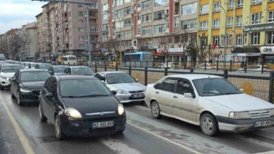 Kütahya’da ocak ayı itibarıyla trafiğe kayıtlı toplam araç sayısı 284