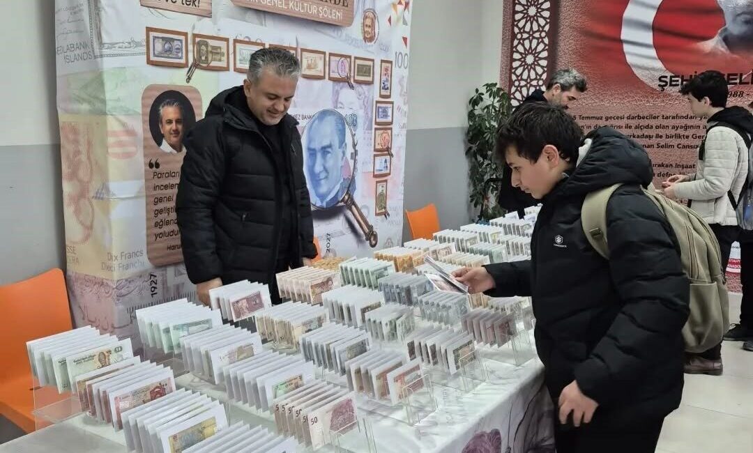 Kütahya’da öğrenciler, bu kez tarihe paralar üzerinden yolculuk yaptı. Kütahya