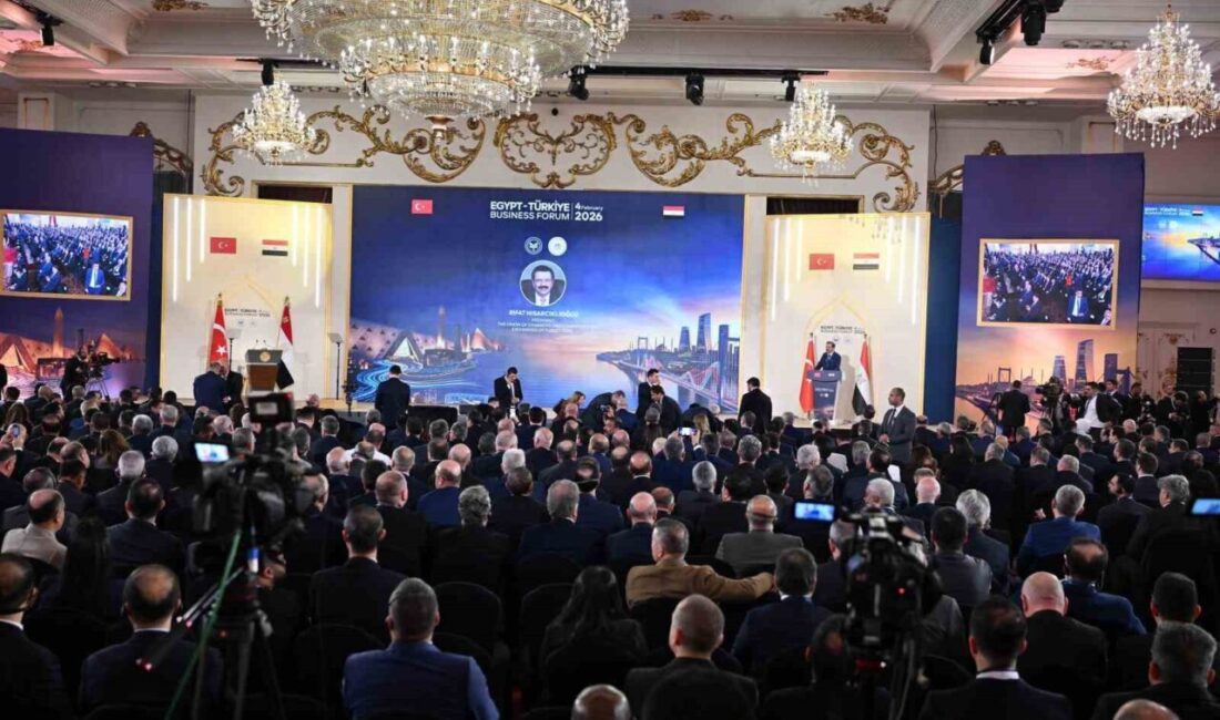 Kahire’de düzenlenen Türkiye-Mısır İş Forumu’na Kuşadası Ticaret Odası (KUTO) Yönetim