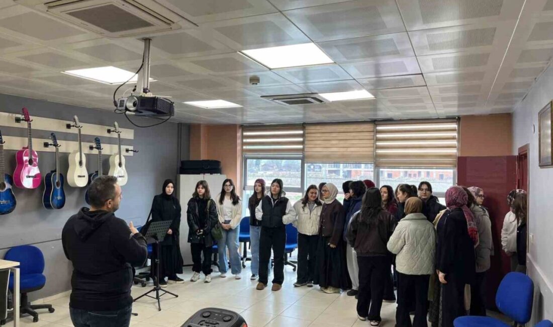 DÜZCE (İHA) – Düzce Gençlik Merkezi, Proje Anadolu İmam Hatip