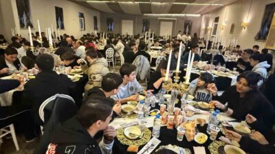 Eskişehir Yunus Emre Mesleki ve Teknik Anadolu Lisesi’nde düzenlenen iftar