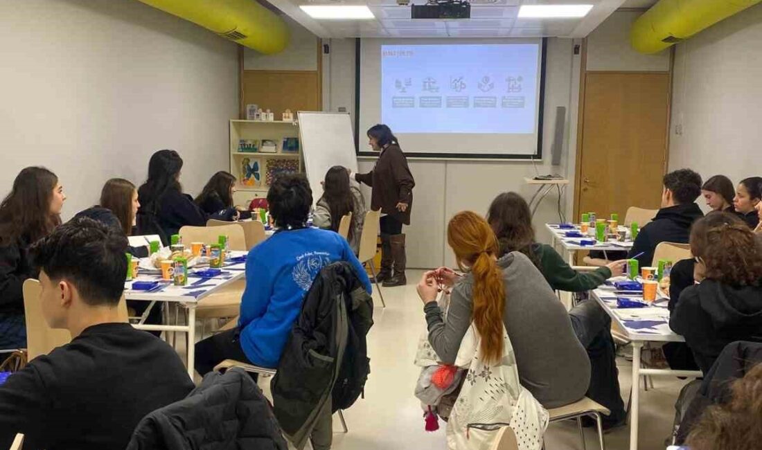 Türkiye İş Bankası Müzesi, lise öğrencilerine özel “İş’te Ekonomi” atölyelerini