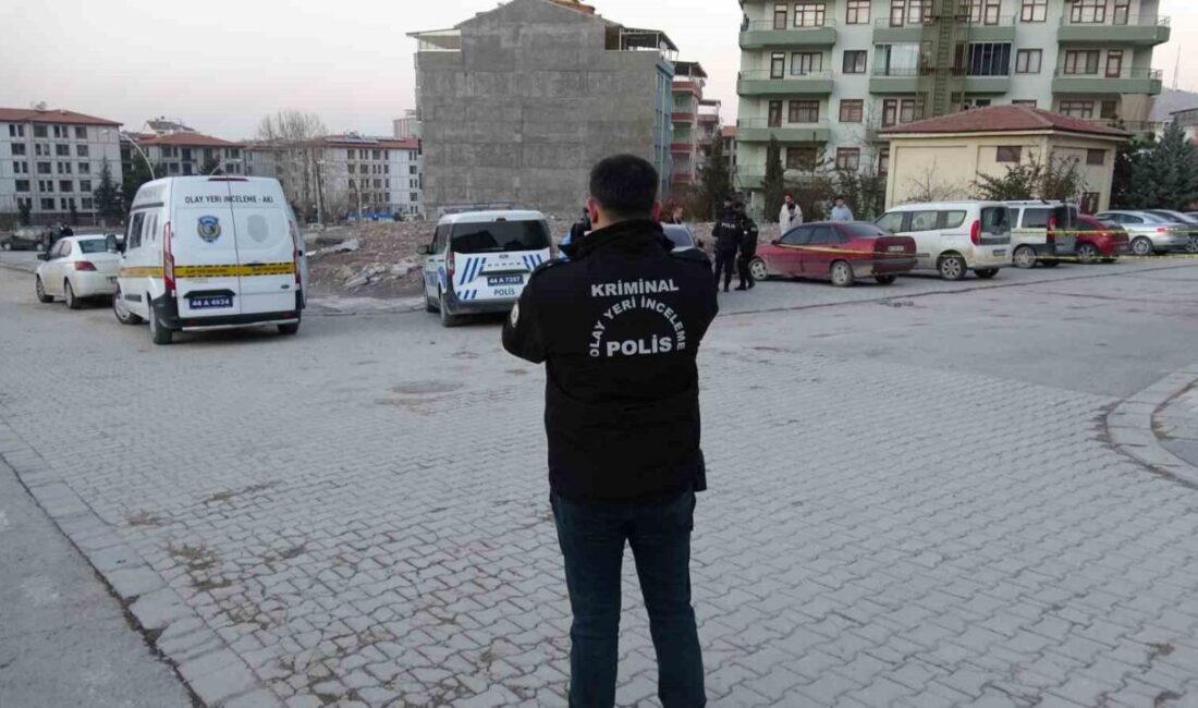 Malatya’da iki grup arasında çıkan bıçaklı kavgada 1’i ağır 2