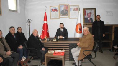 MUŞ (İHA) – Muş’un Malazgirt Kaymakamı Göksu Bayram, yenilenen muhtarlar