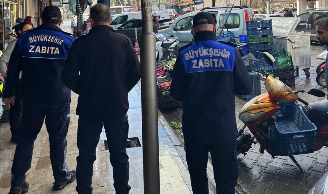 Yayaların güvenli geçişini sağlamak amacıyla kaldırım ve sevgi yollarındaki denetimlerini