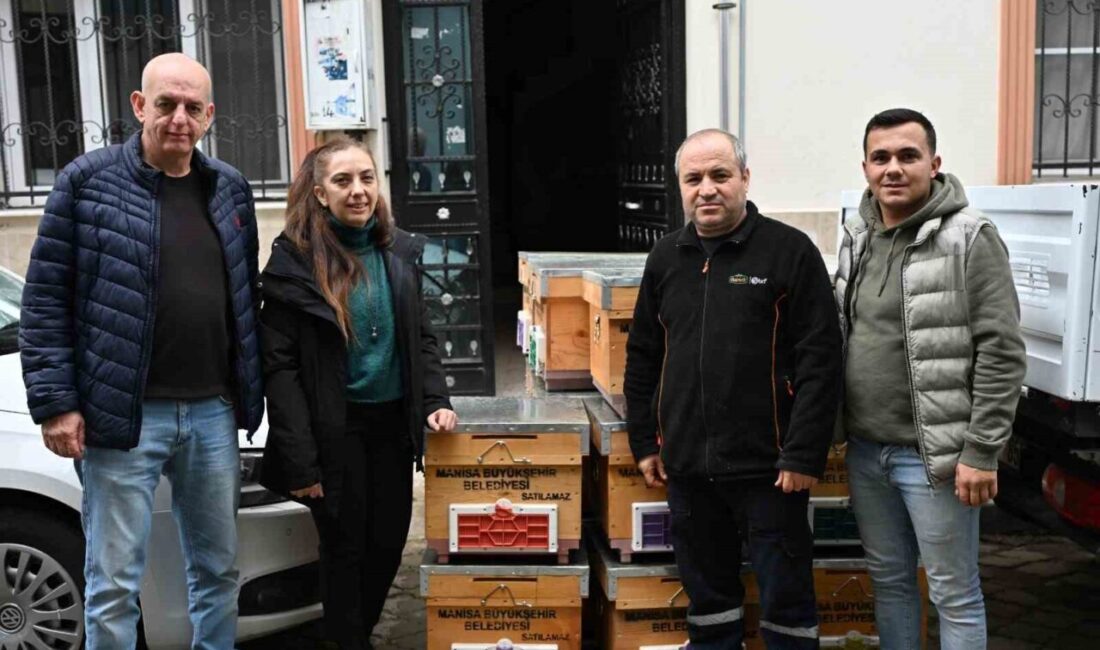 Manisa Büyükşehir Belediyesi, sel felaketinden etkilenen üreticilere yönelik desteklerini aralıksız