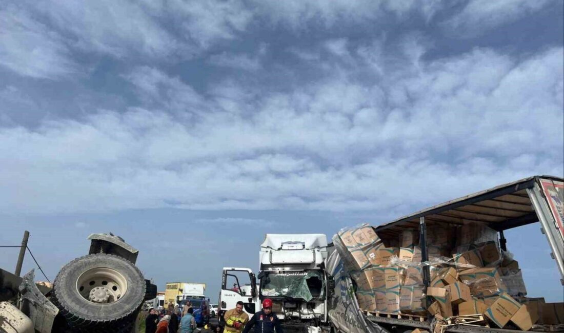 Manisa’nın Salihli ilçesinde üç aracın karıştığı trafik kazasında 1’i çocuk