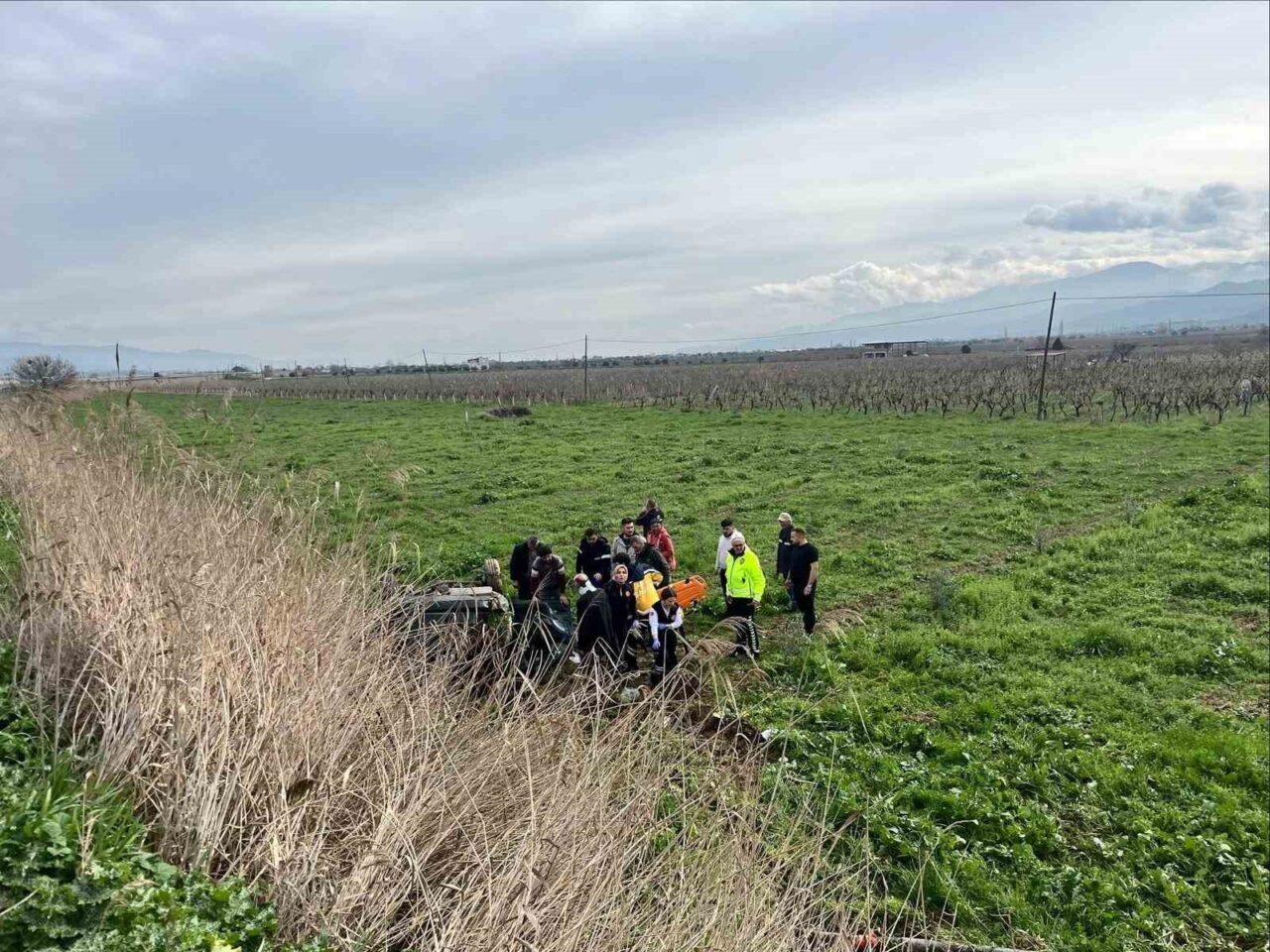 Manisa’nın Salihli ilçesinde sürücüsünün direksiyon hakimiyetini kaybetmesi sonucu meydana gelen