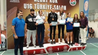 Bursa’da düzenlenen Nejat Kök U16 Türkiye Salon Atletizm Şampiyonası’nda Manisa’yı