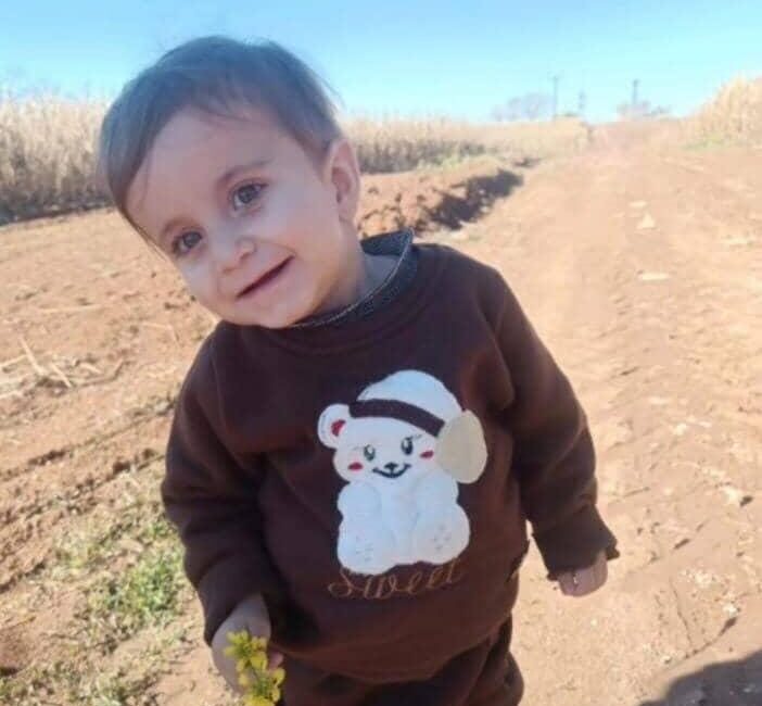 Mardin’in Kızıltepe ilçesinde evdeyken boğazına yabancı cisim kaçan 4 yaşındaki