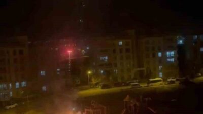 Mardin’in Nusaybin ilçesinde 14 Şubat Sevgililer Günü dolayısıyla sevgilisine aşkını