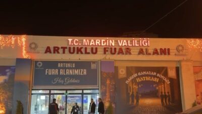 Mardin Valiliği ve Büyükşehir Belediyesi tarafından kurulan Ramazan Sokağı, dolu