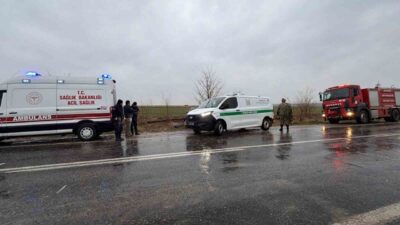 Mardin’de tır ile otomobilin çarpışması sonucu meydana gelen trafik kazasında