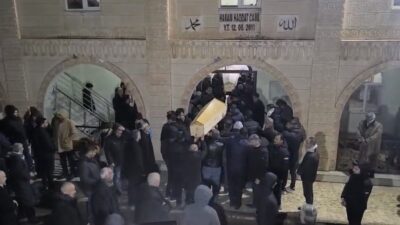 Mardin’in Kızıltepe ilçesinde evde çıkan yangında hayatını kaybeden çiftin cenazeleri