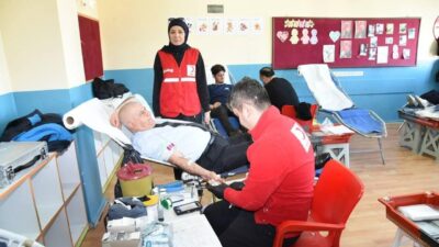 Karesi ilçesinde bulunan Karesi Şehit Jandarma Teğmen Cengiz Evranos İlkokulu